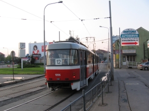 Asi jedny z posledních fotek tramvají na této ulici.